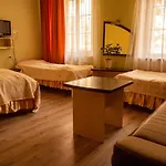 Bed & Breakfast Ani Konferencje Imprezy Wypoczynek 3*
