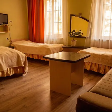 Bed & Breakfast Ani Konferencje Imprezy Wypoczynek 3*