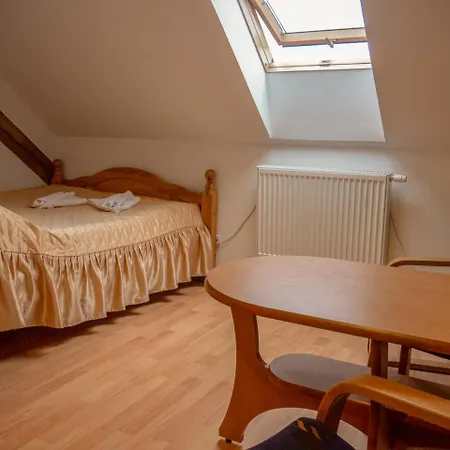 Ani Konferencje Imprezy Wypoczynek Bed & Breakfast 3*