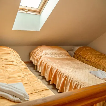 Ani Konferencje Imprezy Wypoczynek 3* Борне-Сулиново