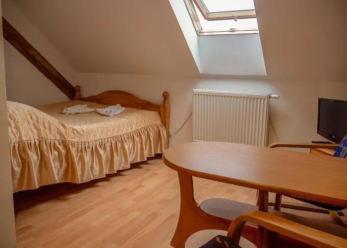 Ani Konferencje Imprezy Wypoczynek Bed & Breakfast 3*